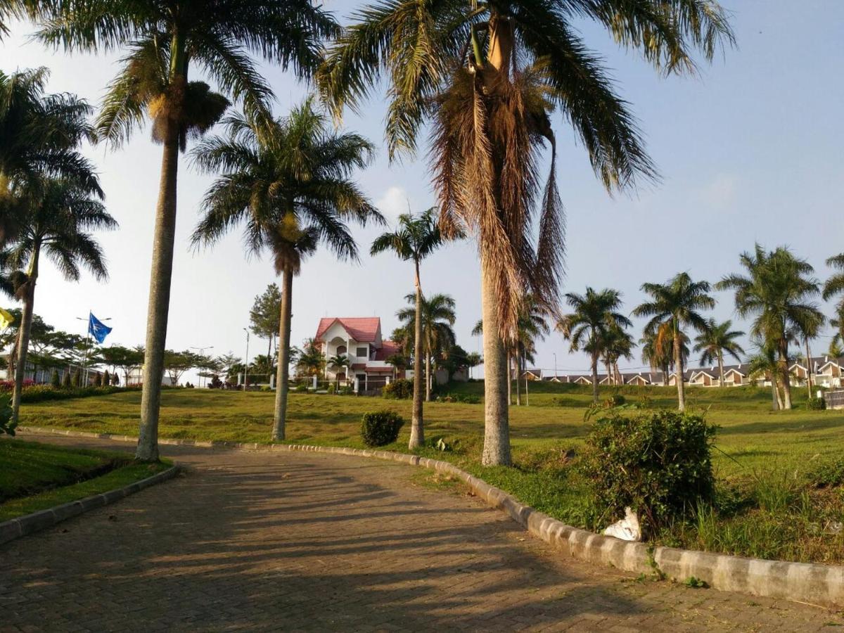 Villa Malang Puncak Buring Exteriér fotografie